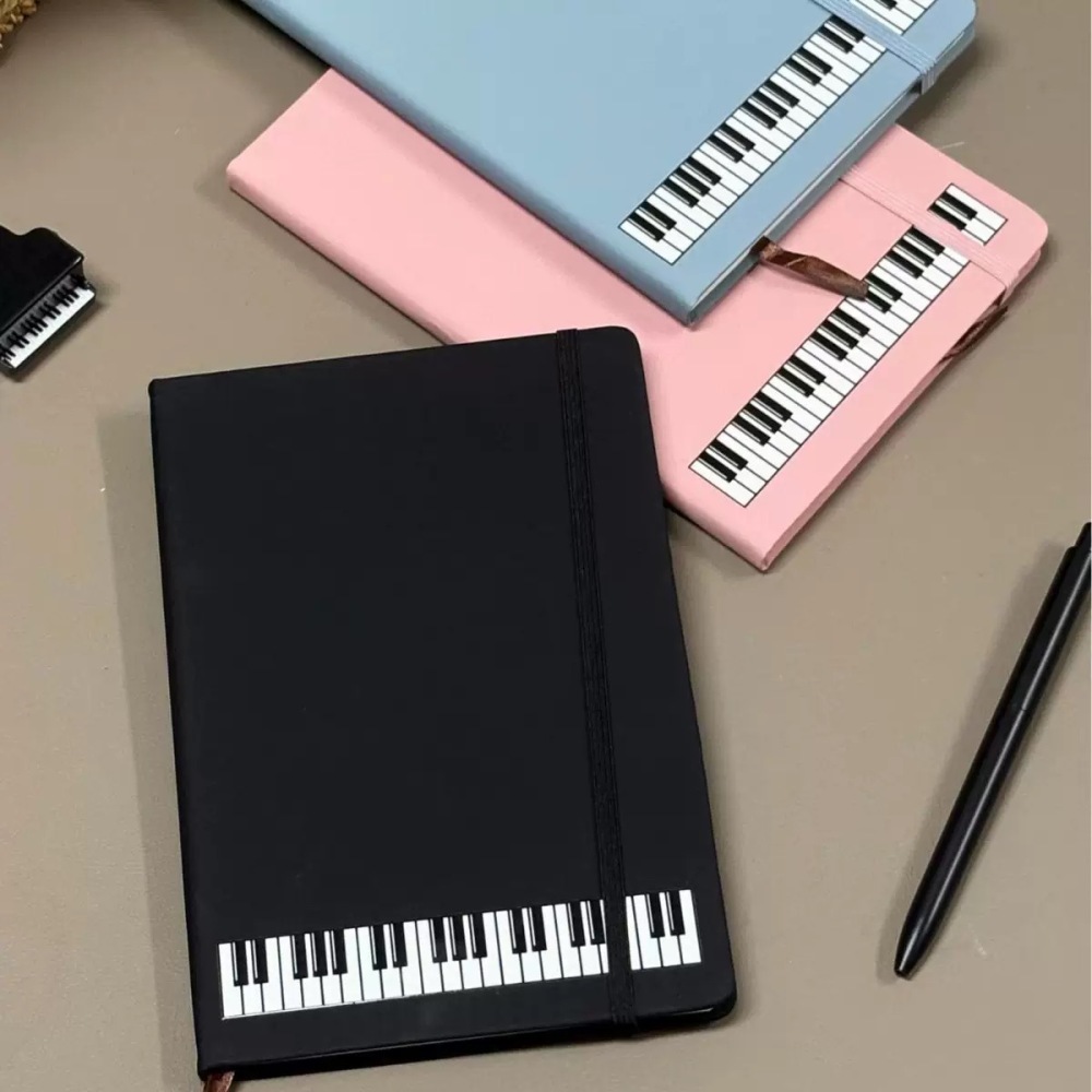 สมุดบันทึกธีมดนตรี สไตล์เปียโน - Blank Sheet Music Notebook บทวิจารณ์และราคา
