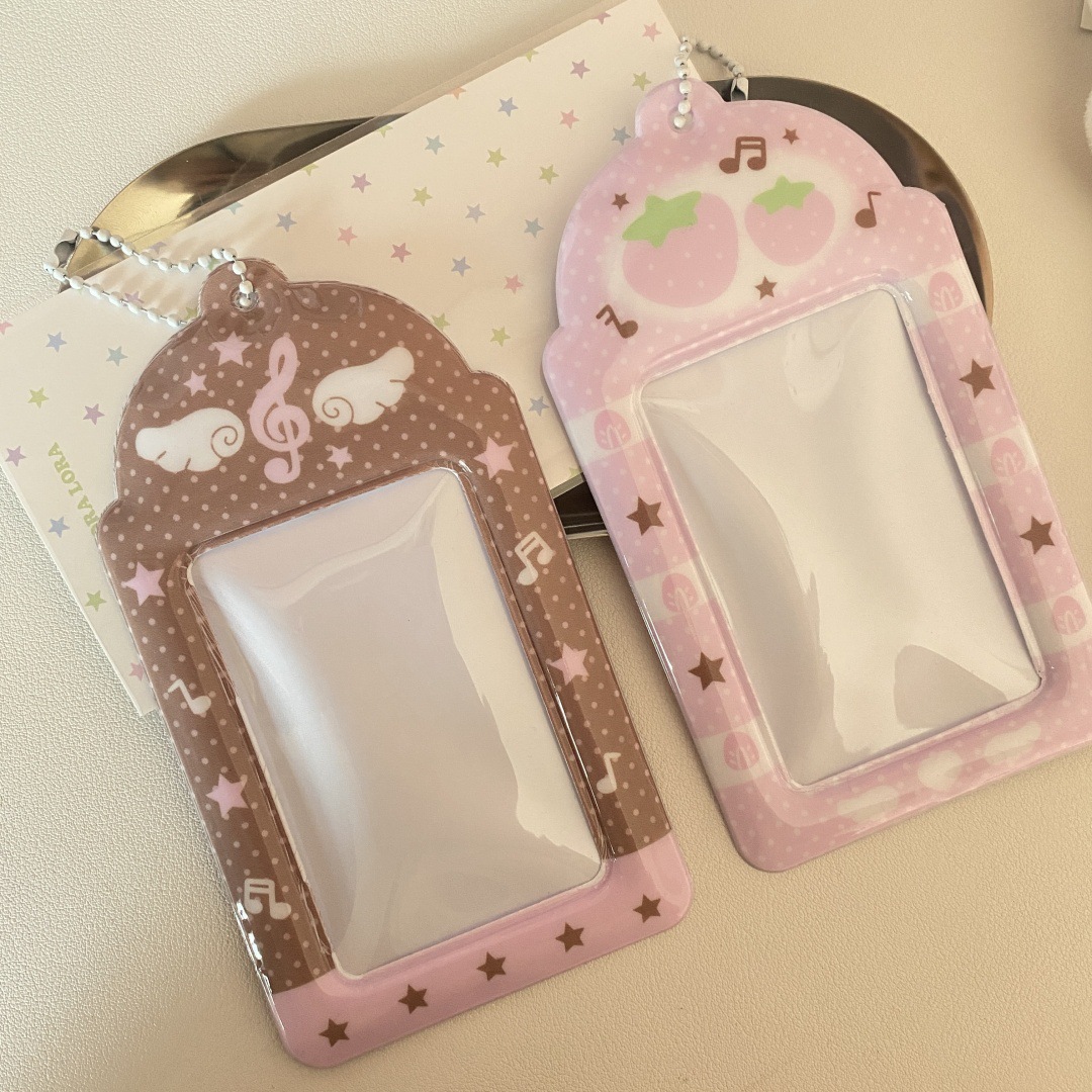 ที่ใส่บัตรรูปทรงปีกสตรอว์เบอร์ - Blank Sheet Music Notebook บทวิจารณ์และราคา